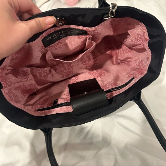 Quilted light pink crocodile on a leash handbag my flat in London - Picture 3 of 5